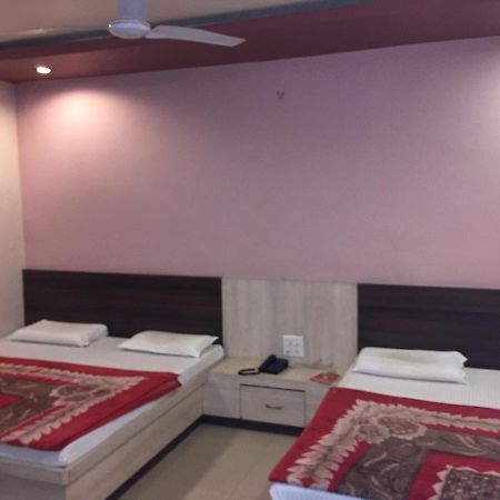 Hotel Pakeeza Ajmer Ngoại thất bức ảnh
