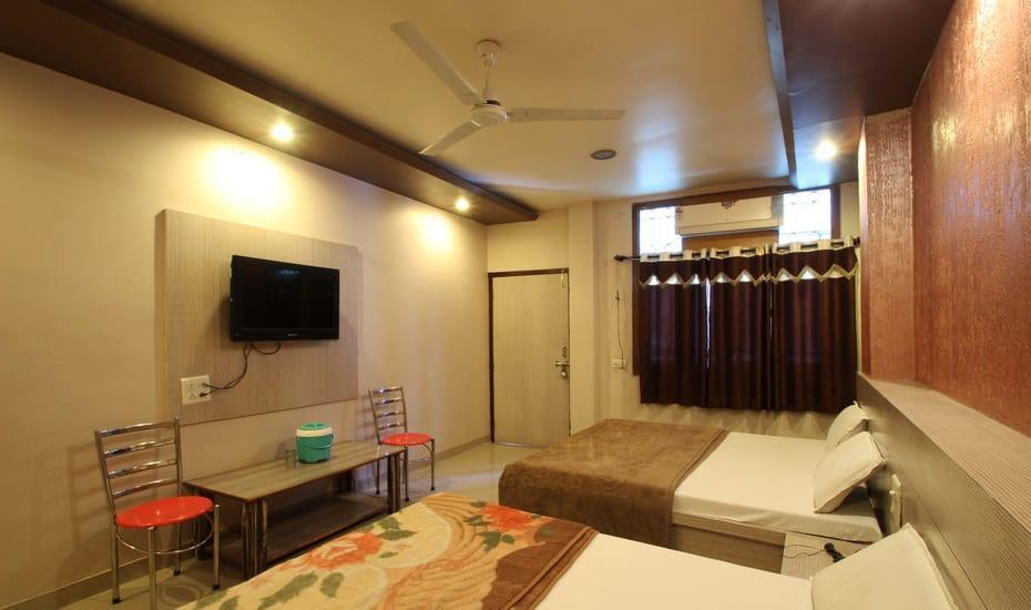 Hotel Pakeeza Ajmer Ngoại thất bức ảnh