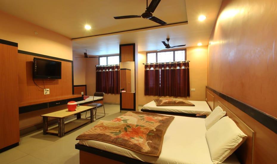 Hotel Pakeeza Ajmer Ngoại thất bức ảnh