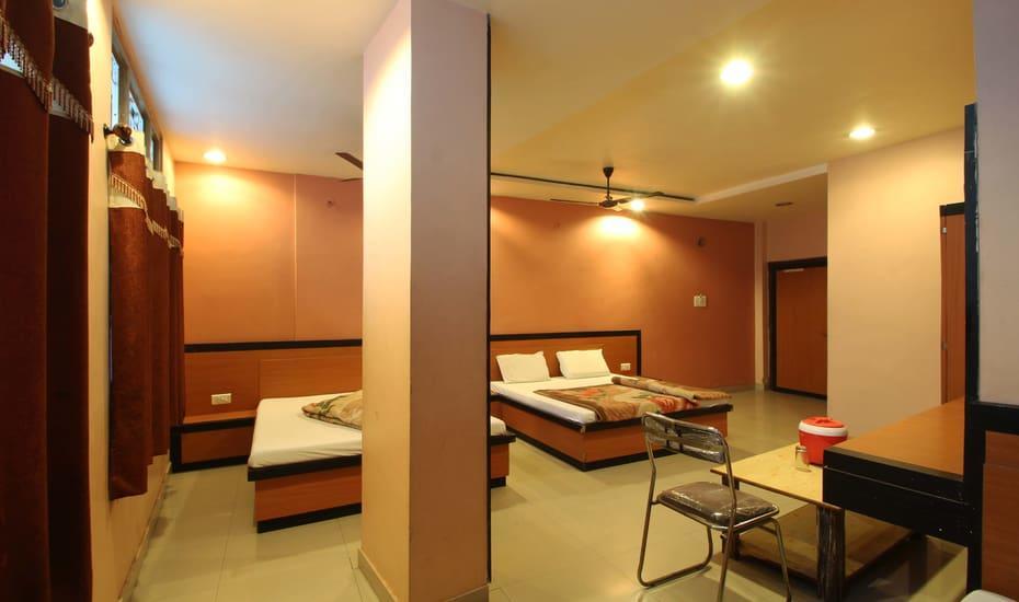 Hotel Pakeeza Ajmer Ngoại thất bức ảnh